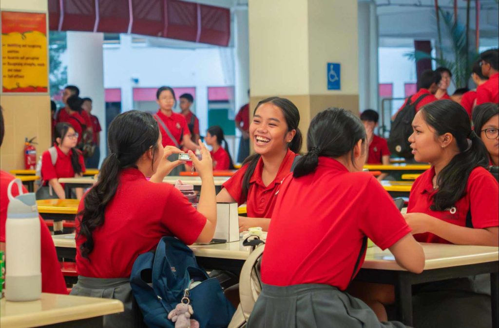 9_In-pictures-First-day-of-school-moments_Bukit-Batok-Sec-1024x675.jpg