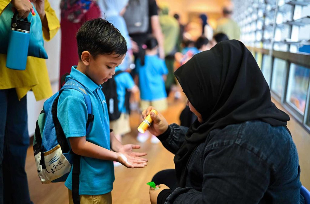 3-In-pictures_First-day-of-school-moments-Sembawang-Pri_MK-1024x675.jpg