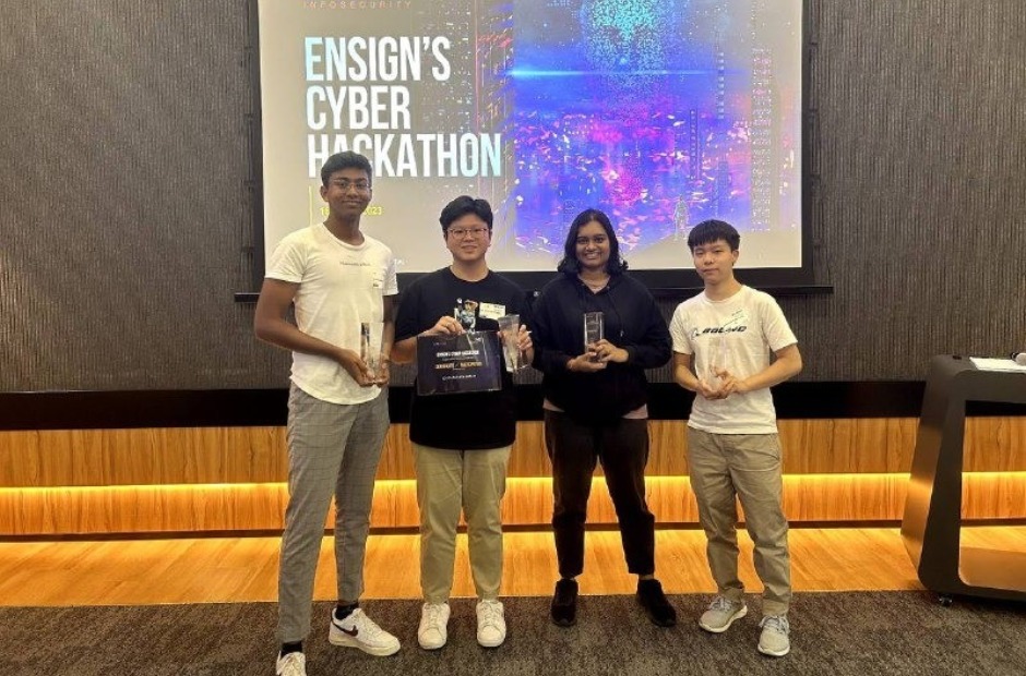 What's got them hooked on defence pic 2